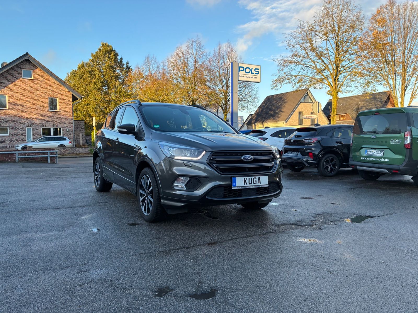 Mehr über den Artikel erfahren Ford Kuga ST-Line, Kamera, Navi,18Zoll,Allwetter, AHK