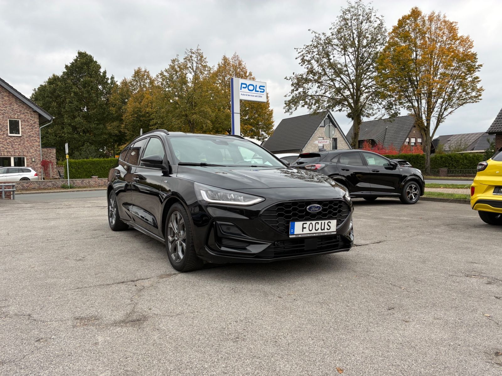 Mehr über den Artikel erfahren Ford Focus ST-Line X Turn.,schwenkb. AHK,Kamera,HuD