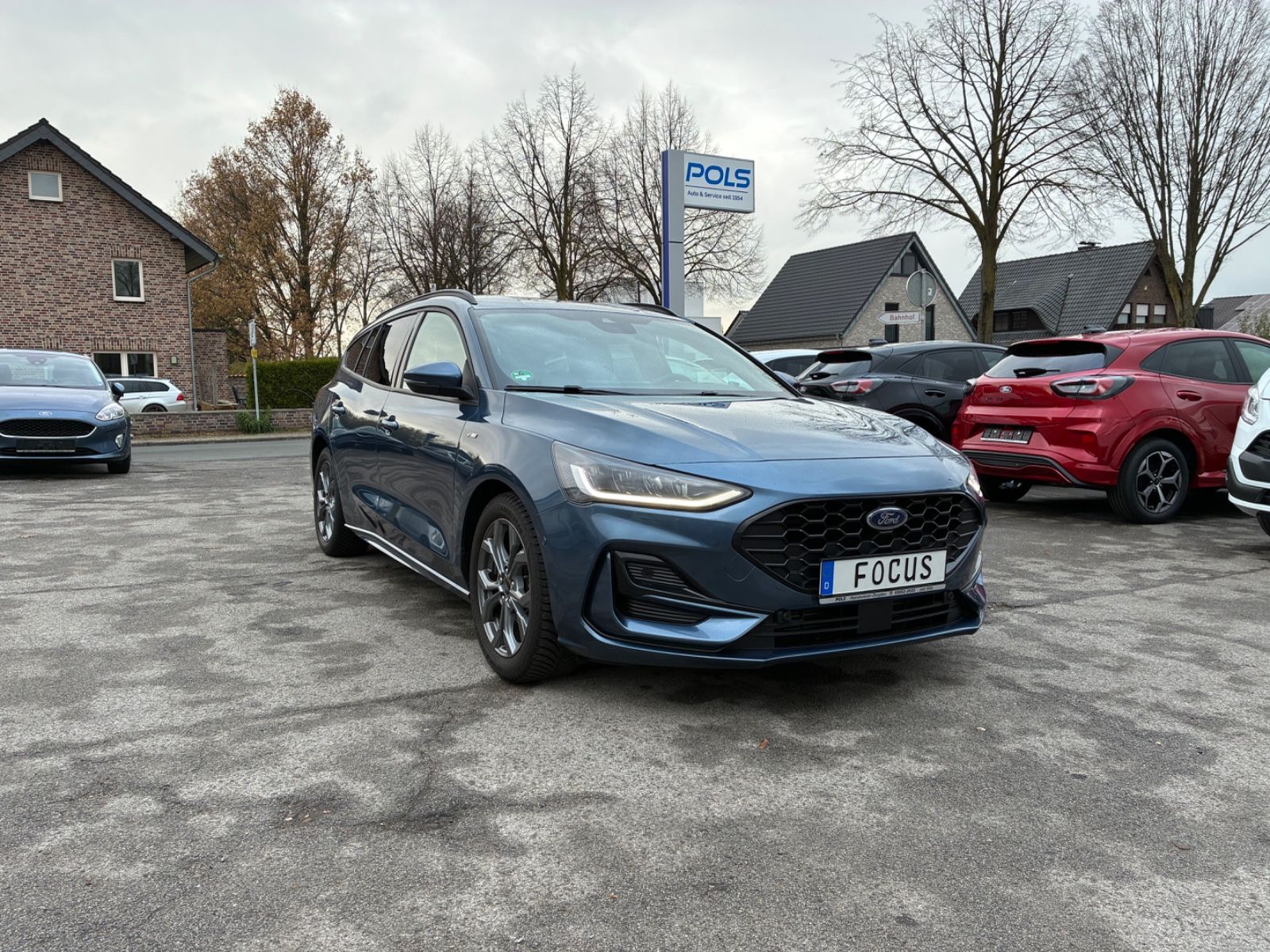Mehr über den Artikel erfahren Ford Focus ST-Line X Turn.,schwenkb. AHK,Kamera,HuD